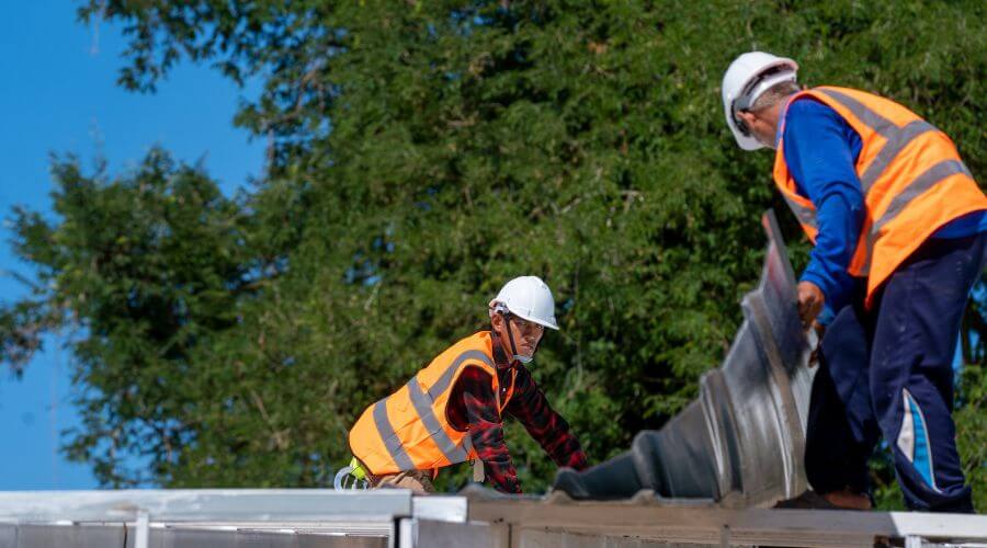 Expert Emergency Roof Repairs services in Conway, PA